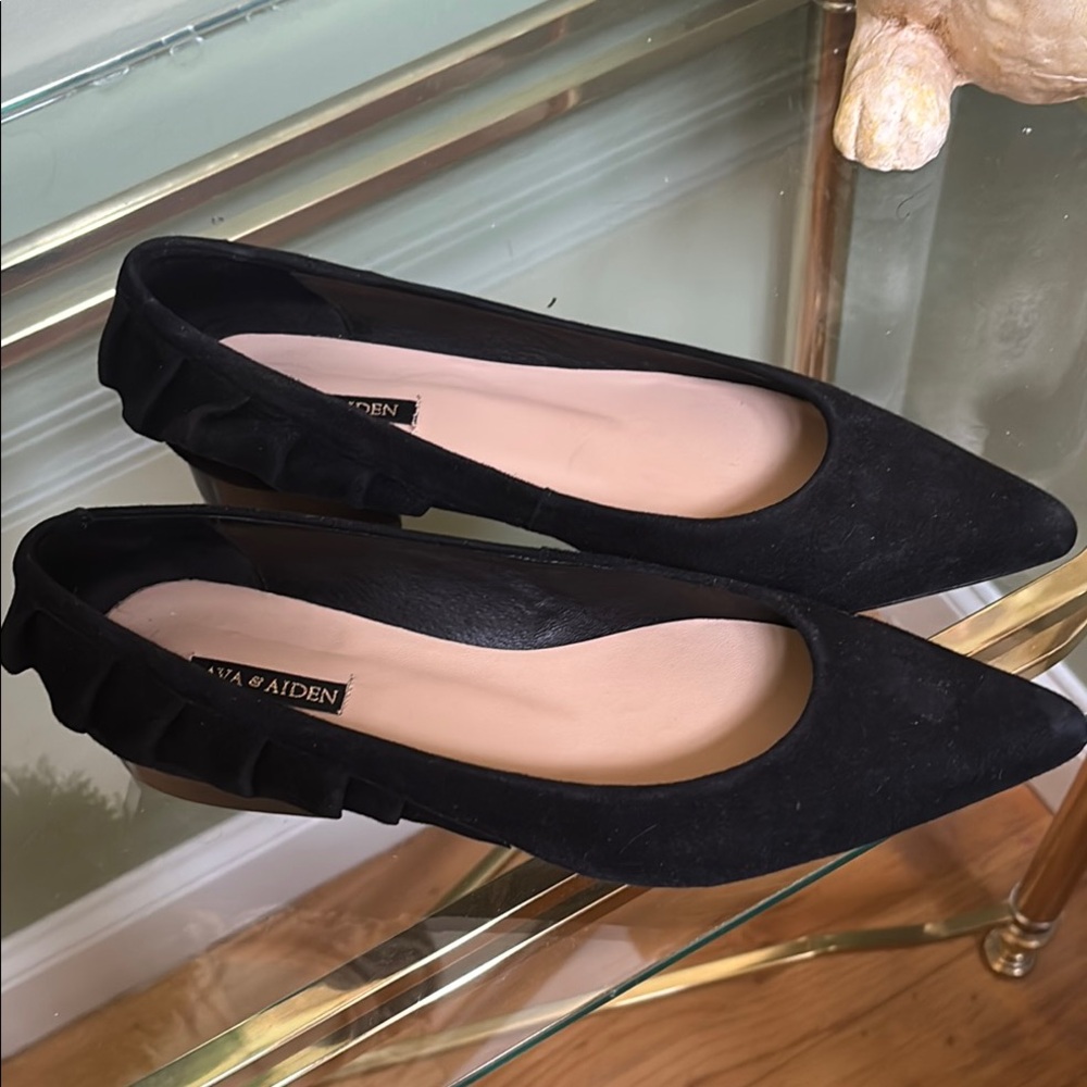 Ava & Aiden Black Suede Flats